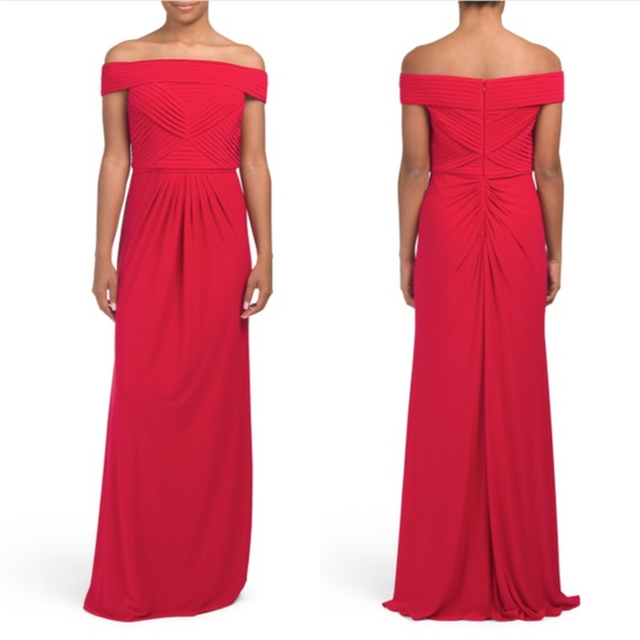 ADRIANNA PAPELL Pintuck Off The Shoulder Gown - Picture 1 of 8